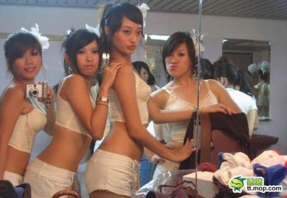 �ݳ���̨������Ů ̫�����˰ɣ�